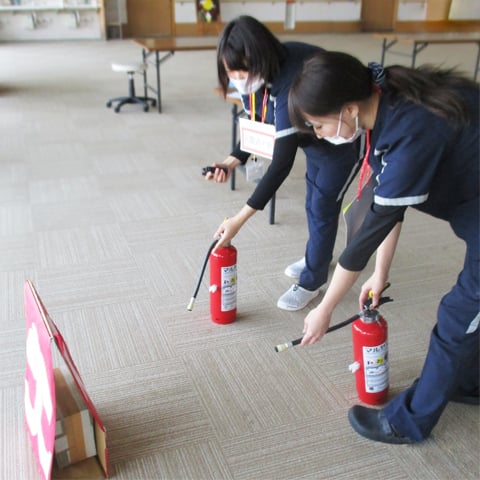 令和元年 自衛消防訓練の様子-03